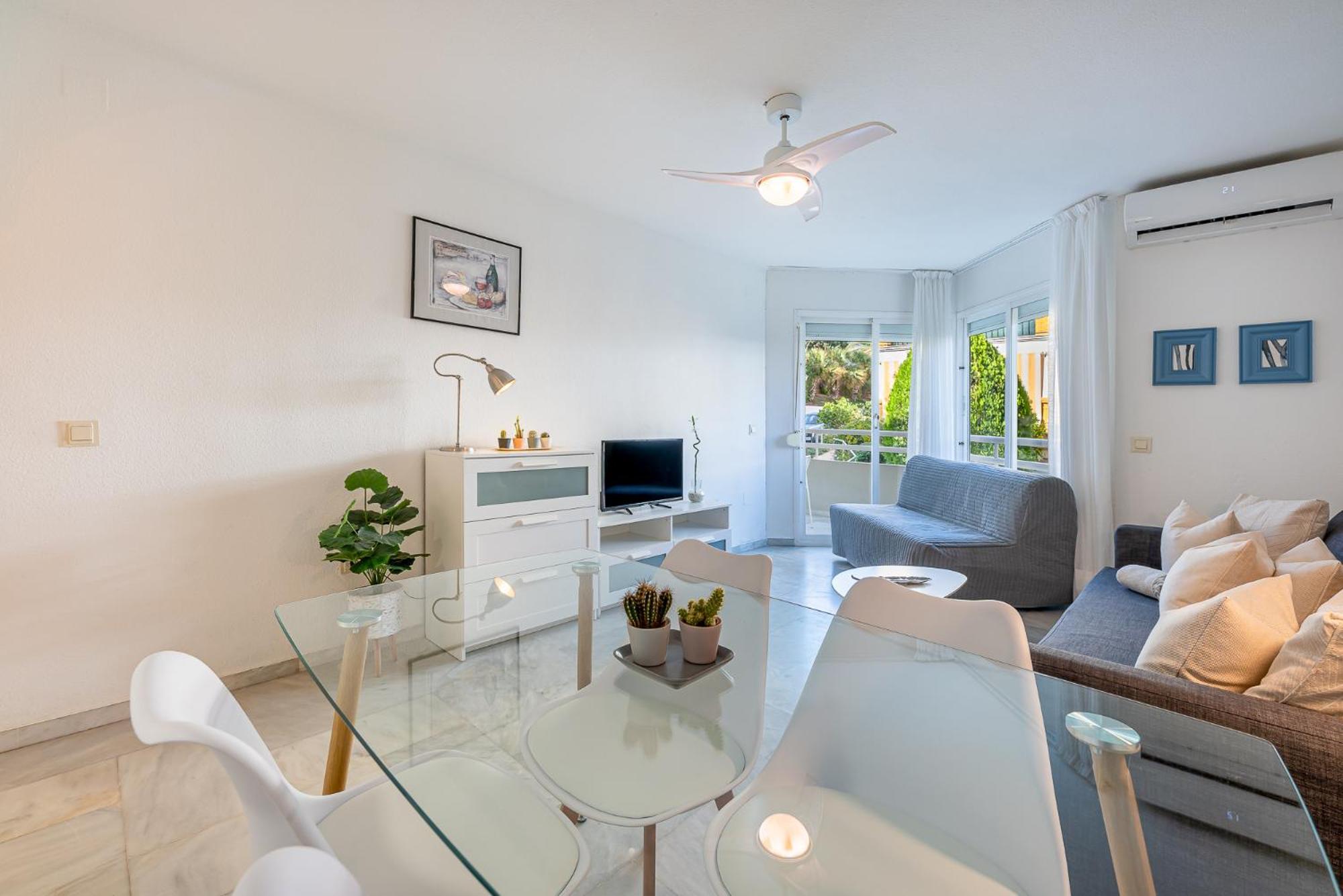 Carihuela Torremolinos With Pool And Free Parking 5 M Beach Exterior photo