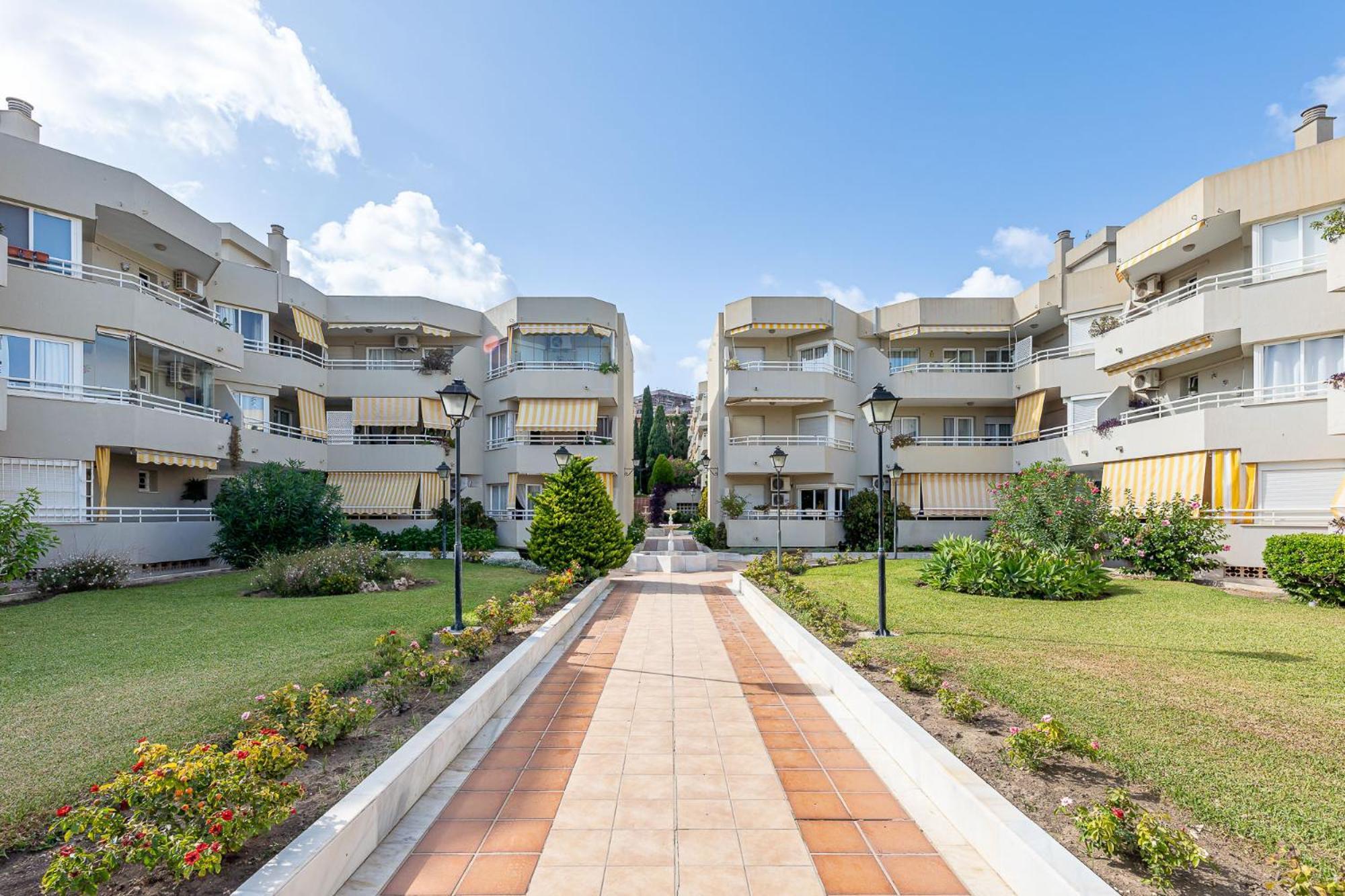Carihuela Torremolinos With Pool And Free Parking 5 M Beach Exterior photo