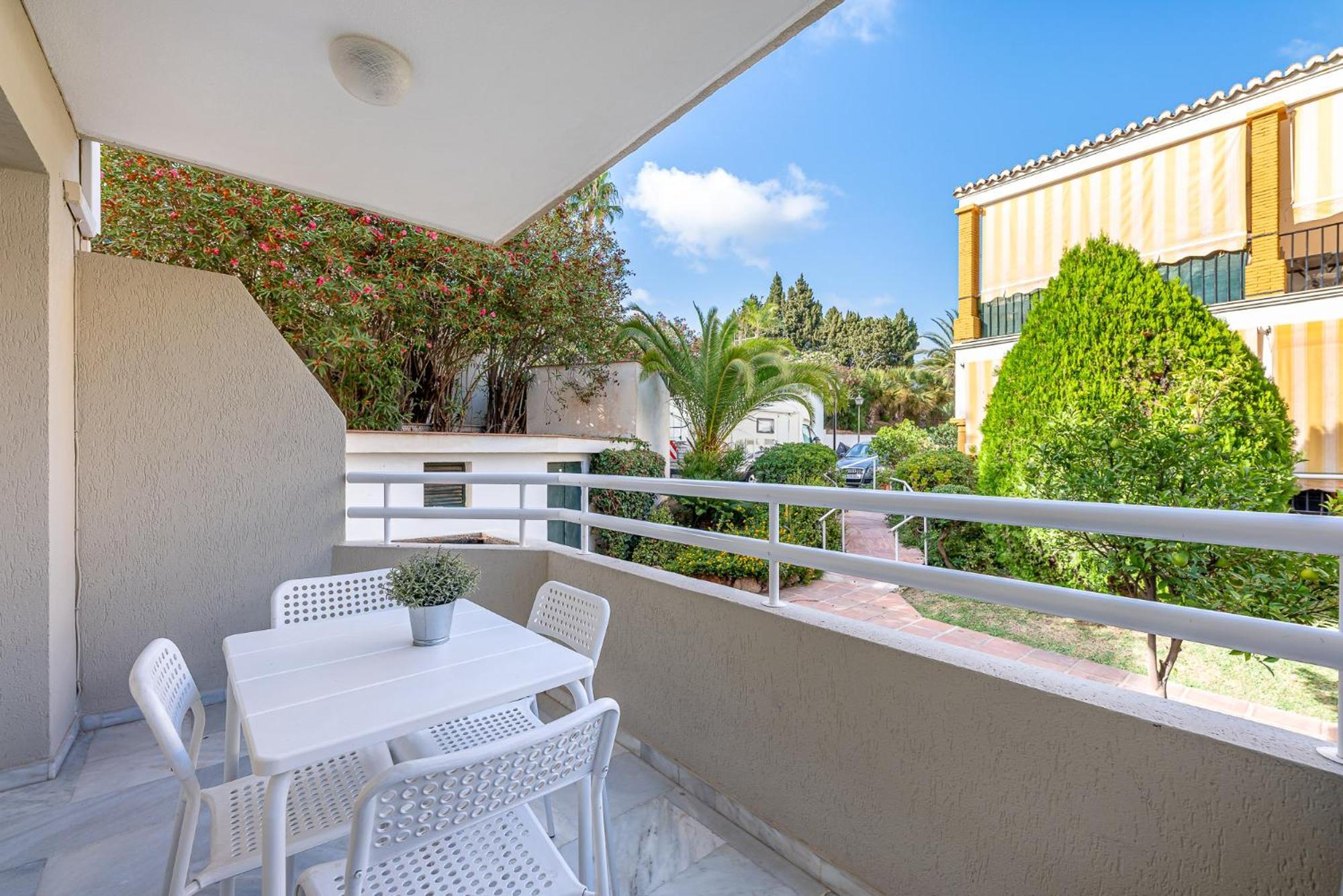 Carihuela Torremolinos With Pool And Free Parking 5 M Beach Exterior photo