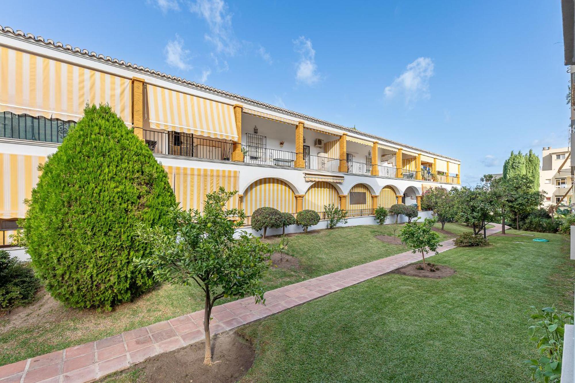 Carihuela Torremolinos With Pool And Free Parking 5 M Beach Exterior photo